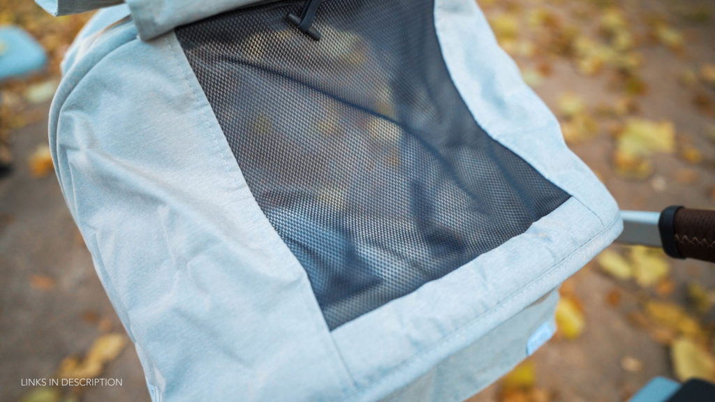 The mesh peek-a-boo window of the Uppababy Minu